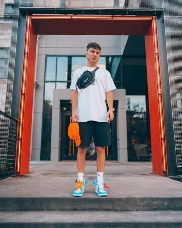 The pair of Nike Air Jordan 1 Retro High Off-White University Blue worn by Harrison Nevel on his account Instagram @harrisonnevel