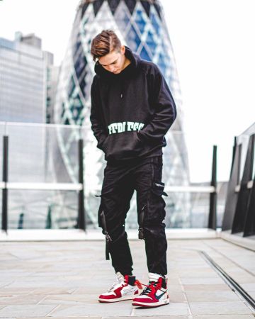 Jordan 1 Retro High Off-White Chicago sur le compte Instagram de @envie__clothing