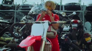 Sunglasses Dior Color Quake 1 Yellow worn by Zola in Zola - Fuckboi (Prod By Kore)