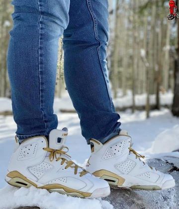 Pack Jordan 6 Retro Golden Moments (6/7) sur le compte Instagram de @laced_differently
