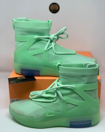Air Fear Of God 1 Frosted Spruce sur le compte Instagram de @860_kicks