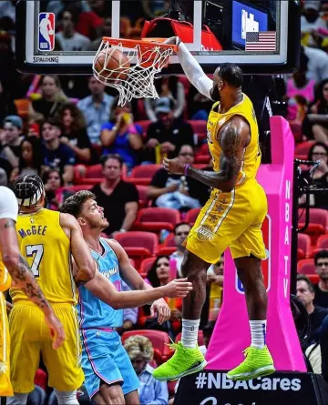 Maillot Nike NBA Swingman Lakers – City Edition de LeBron James sur le compte Instagram de @kingjames