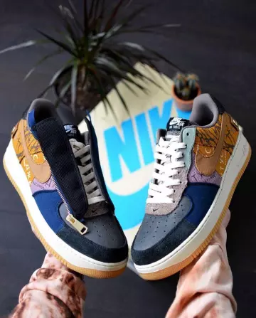 Nike travis on the account Instagram of @gentlemengrid