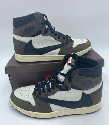 Jordan 1 Retro High Travis Scott en la cuenta de Instagram de @shoegod12