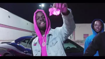Hoodie fuchsia pink of WillThaRapper on the account Instagram of @willtharapper