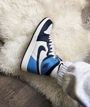 Jordan unc obsidian sur le compte Instagram de @aj1squad