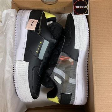 Air Force 1 Type Noir sur le compte Instagram de @zapasgo