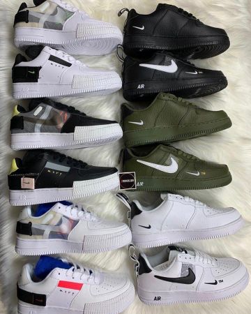 Air Force 1 Type Blanc Noir Volt sur le compte Instagram de @zapasgo