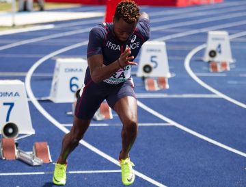 Nike Zoom Superfly Elite Méba-Michael Zeze account on the Instagram of @mckeulz