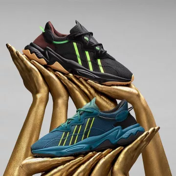 Les sneakers adidas bleues du Pusha T sur le compte Instagram de @kingpush
