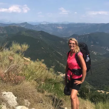 Sac à dos randonnée de Alexandra Lamy sur le compte Instagram de @alexandralamyofficiel