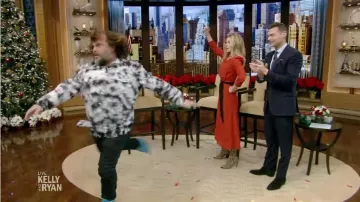 Victoria Beckham Leop­ard Print Boots worn by Kelly Ripa on LIVE with Kelly and Ryan December 12, 2019
