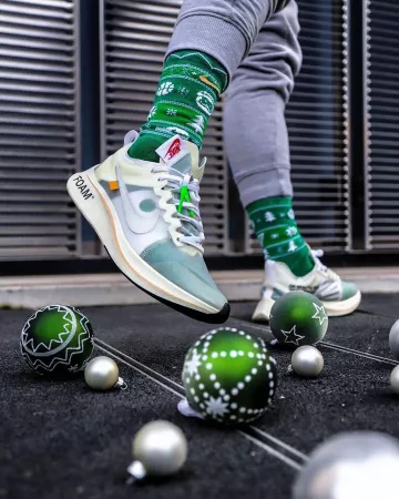 Nike zoom fly off white on the account Instagram of @lesitedelasneaker