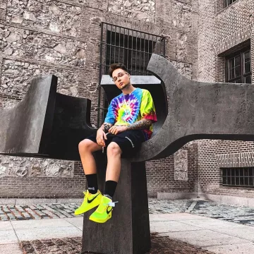 El par de Nike Air Force 1 Low Off-White Volt usado por Olivier Byre en su cuenta de Instagram @ibyre 