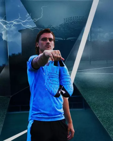 Cleats blue Puma Flash Future 5.1 FG Antoine Griezmann on his account Instagram @antogriezmann