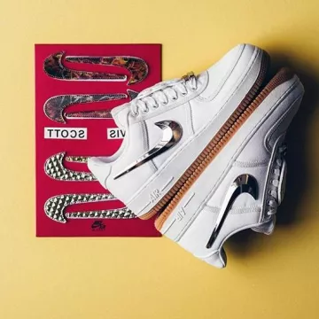Air Force 1 Low Travis Scott (AF100) en la cuenta de Instagram de @rawr.streetshop