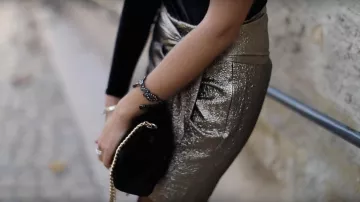 Black handbag by June Sixty-five in 10 of the LOOKS PARTY - LOOKBOOK