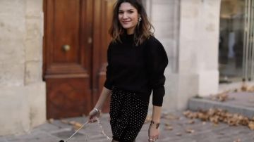 Skirt velvet rhinestone of June Sixty-five in 10 of the LOOKS PARTY - LOOKBOOK