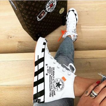Converse Chuck Taylor All-Star 70s Hi Off-White en la cuenta de Instagram de @rawr.streetshop