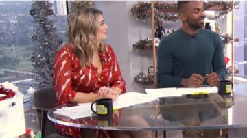 Ba&sh Hali Metal­lic Print Silk Blend Maxi Dress worn by Carissa Loethen in E! News December 13, 2019