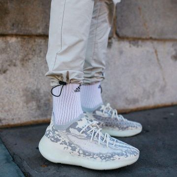 Yeezy 380 Alien worn by roszko_72 on the account Instagram of @roszko_72 