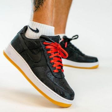 Air Force 1 Diseño de fragmento bajo x CLOT en la cuenta de Instagram de @yankeekicks