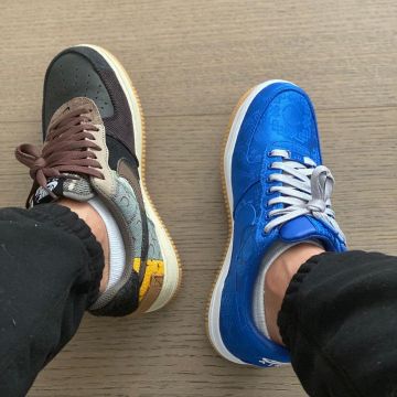 Air Force 1 Low CLOT Blue Silk en la cuenta de Instagram de @yankeekicks