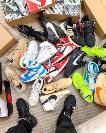 Nike OW volt on the account Instagram of @sante