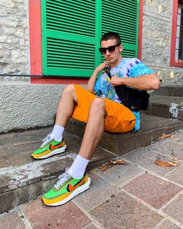 Nike cardigan on the account Instagram of @sante