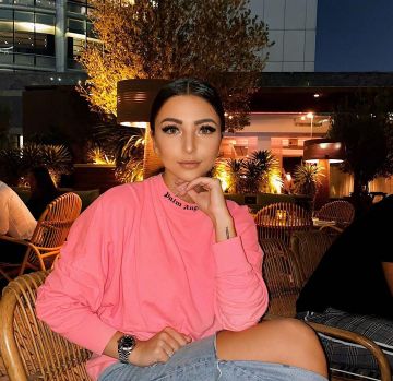 Jean déchiré sur le compte Instagram de @iam_evaqueen
