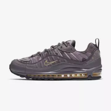 Zapatillas Nike Air Max 98 MBappé en la cuenta de Instagram de @lesitedelasneaker