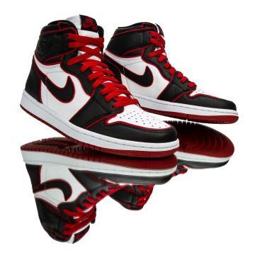 Jordan 1 Retro High Bloodline sur le compte Instagram de @flightclub