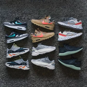 Adidas Yeezy Boost 700 Wave Runner Solid Grey en la cuenta de Instagram de @kicksonmyfeet_