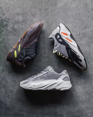 Rechazar Competencia Mejor Adidas Yeezy Boost 700 Wave Runner Solid Grey en la cuenta de Instagram de  @kicksonmyfeet_ | Spotern