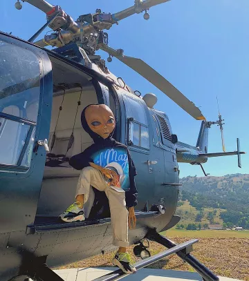 The pair of sneakers Adidas Yeezy Boost 700 Wave Runner account on the Instagram of @lilmayo