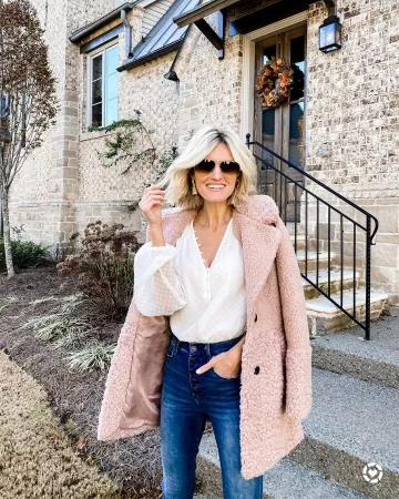 Mixed Ted­dy Coat of Brittany on the Instagram account @loverlygrey