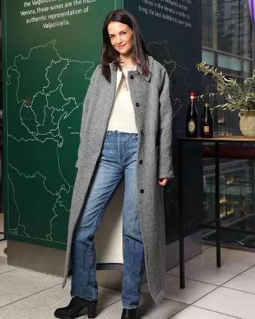 Rag & Bone New­bury 2.0 Bootie worn by Katie Holmes New York City December 14, 2019