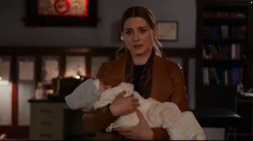 Vince Brown Leather Jack­et worn by Melinda Monroe (Alexandra Breckenridge) in Virgin River Season 1 Episode 1