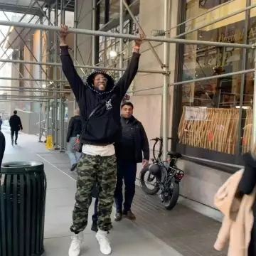 Air Fear Of God 1 Oatmeal de 2 Chainz sur le compte Instagram de @2chainz