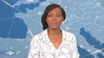 The printed shirt of Kareen Guiock in The 12:45, M6