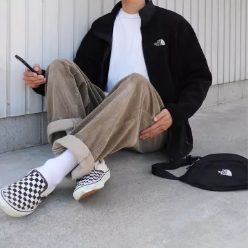 Vans slip on classic checkboard on the account Instagram of @tkm_hr63