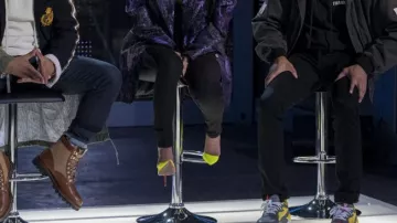 Neon yellow heels of Cardi B in Rhythm + Flow (S01E07)