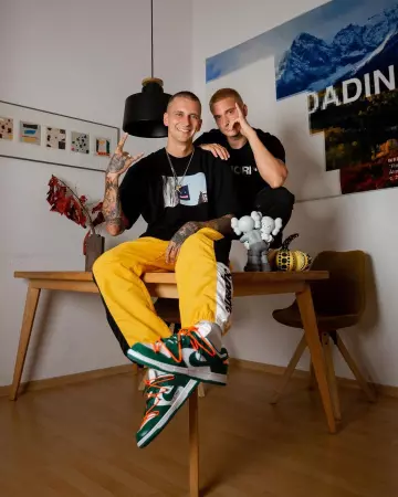Supreme Banner Tee Black sur le compte Instagram de @willy