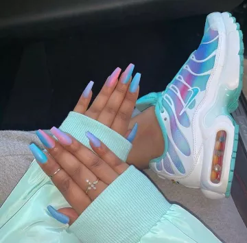 nike air max tn usado por air max tn en la cuenta de Instagram de @sneakseeker 