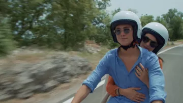 The sunglasses worn by Sebastian Fagerman (Felix Sandman) in Quicksand - Nothing greater (S01E01)