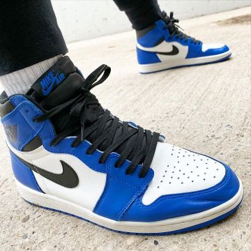 Jordan 1 Retro High Game Royal en la cuenta de Instagram de @sneakerpixx
