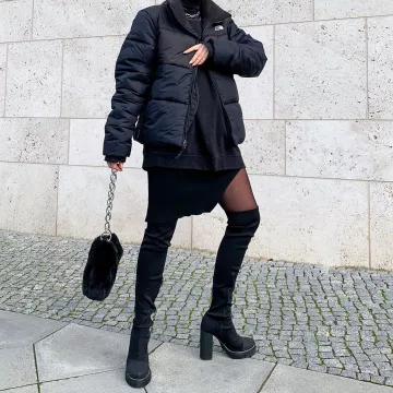 Botte cuissarde black worn by jana aasland on the account Instagram of @asos_jana