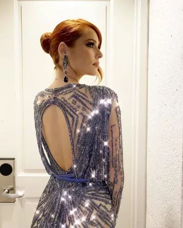 Sequined dress silver Maëva Coucke account on the Instagram of @maevacouckeoff