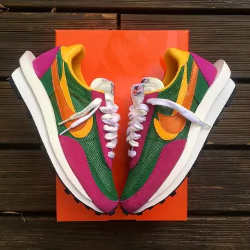 Nike sacai ld waffle pine green purple sur le compte Instagram de @julien.custom31