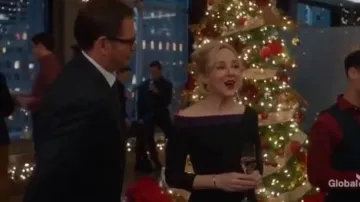 Knit Off-Shoul­der Dress worn by Marissa Morgan (Geneva Carr) in Bull Season 4 Episode 10